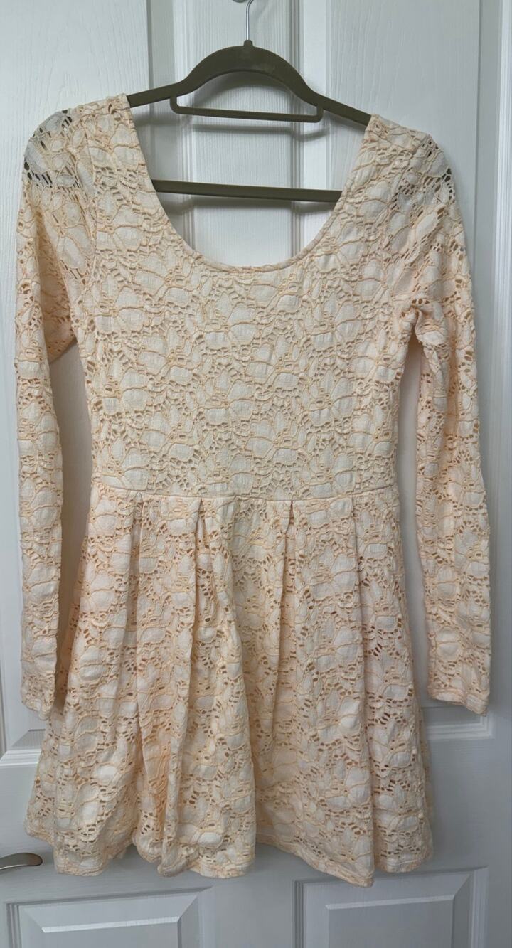 Free People Small Ivory Stretch knit eyelet lace babydoll dress excellent